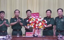 Công bố quyết định của Bộ trưởng Quốc phòng về công tác cán bộ