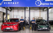 VinFast bất ngờ điều chỉnh chính sách: Bỏ sạc pin lưu động, kéo xe miễn phí tận nơi cho khách hàng