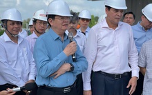 Phó Thủ tướng Mai Văn Chính khảo sát dự án đường Vành đai 3 - TP HCM