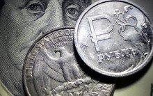 Thoả thuận ngừng bắn với Ukraine vẫn chưa tiến triển, chịu hàng vạn lệnh trừng phạt, Rúp Nga gây 'sốc' khi là đồng tiền tăng giá mạnh nhất thế giới