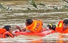 Mưa lớn kéo dài, nhiều nơi ở Lai Châu ngập sâu, sạt lở