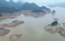 Công ty thủy điện Hòa Bình nói gì về lòng hồ cạn kỷ lục?