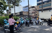 Vì sao khó đặt xe qua app theo địa chỉ mới?