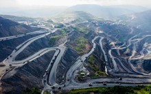 Cú hốt bạc 88.190 tỷ đồng: Một "ông lớn" Nhà nước "làm mưa làm gió" nửa đầu 2025