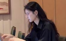 Gửi nhầm tin nhắn, người thường lúng túng không biết làm sao, người EQ cao làm một việc duy nhất, lập tức hóa giải ngượng ngùng