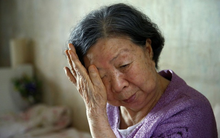 Nhiều người già ở một mình đã chuyển khoản hàng tỷ đồng để nhận quà: Cuối cùng nhận về thùng hàng rỗng, phần thưởng 0 đồng