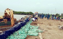 Tiền lương, tiền công, tiền ăn, phụ cấp đặc thù với người được huy động huấn luyện và làm nhiệm vụ phòng thủ dân sự