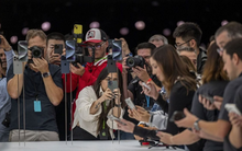 Là ‘tập đoàn nghìn tỷ USD’ nhưng có dòng điện thoại Apple đạt doanh số bằng 0, đau đớn nhìn Samsung 1 năm bán 10 triệu chiếc