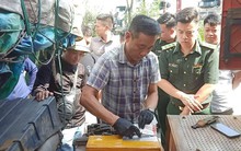 Khám xét một xe chở bạc, bắt Diêu Tuấn Vũ