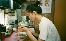 "Mẹ mất 11 năm vẫn lo cho con" và sự tử tế của 1 người lạ khiến cả Threads khóc lụt