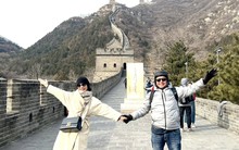 Nam nghệ sĩ ngoài 60, có bạn gái Á hậu kém 18 tuổi nhưng vẫn chọn sống một mình với người giúp việc