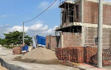 Giá vật liệu xây dựng tăng cao ngất, người dân, doanh nghiệp lo 'méo mặt'