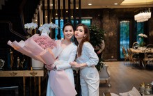 Soi chuyện con cái của cặp bạn thân là phú bà VBiz, phát hiện điểm chung thú vị: Đã giàu sụ còn dạy con khéo thế này