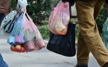 Quốc gia phạt tù người dùng túi nilon