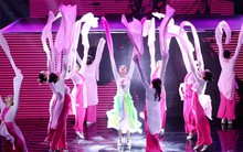 Tin vui dồn dập, cổ phiếu bất động sản DXG, DXS, NVL, PDR… đồng loạt "bung lụa"