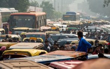 Chuyện khó tin ở nền kinh tế lớn thứ 5 thế giới: Chỉ có 34 xe ô tô/1000 dân nhưng tắc đường tới mức "ngột thở", thành phố hiện đại nhưng giao thông như thời... Trung cổ