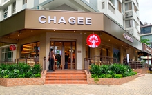 Cận cảnh cửa hàng đầu tiên của Chagee tại khu nhà giàu TP.HCM, giá thuê chỉ bằng1/5 ở đường Đồng Khởi