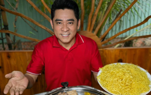 Tài tử 57 tuổi Huỳnh Anh Tuấn bị đột quỵ khi đang đi quay, tạm thời không xuất hiện trên MXH