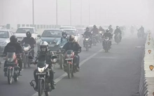 Thủ đô các nước cấm xe máy chạy xăng thế nào?