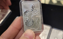 Giá bạc hôm nay 17/7: tăng giảm trái chiều