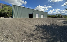 U50 bán nhà, tất tay mua mảnh đất trống, cặp vợ chồng hối hận vì ‘túp lều lãng mạn’ hoá ác mộng: Không nhà, không điện nước, thiếu thốn đủ đường