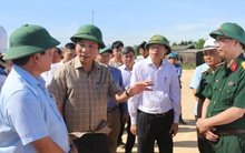 Kiểm tra các dự án ven biển, lãnh đạo tỉnh Quảng Trị đề cập vấn đề nhiều người quan tâm