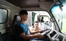 34% thí sinh vượt qua kỳ thi sát hạch cấp GPLX ô tô đầu tiên ở Hà Nội