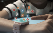 Trung Quốc: Mối nguy tiềm ẩn từ đồng hồ thông minh trên tay trẻ