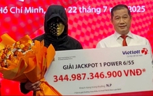 Người ẵm giải độc đắc lớn nhất từ trước đến nay: Vợ tôi sốc, không tin nổi