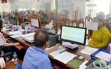 Từ nay, công chức sẽ bị tạm đình chỉ công tác trong 7 trường hợp