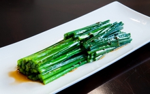 Mỡ máu cao, ung thư rất “sợ” 1 loại rau giá rẻ ở Việt Nam: Phái mạnh không nên bỏ qua