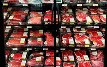 Nền kinh tế số 1 thế giới lao đao: hết trứng lại đến thịt bò đắt kỷ lục, nông dân bỏ trại vì lỗ, nhu cầu khủng bất chấp giá tăng