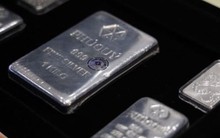 Giá bạc hôm nay 24/7: tiếp đà tăng mạnh