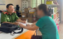 Đến bưu điện chuyển 60 triệu đồng để nhận quà giá trị từ bạn trai Việt kiều, người phụ nữ bất ngờ bị Công an xã mời làm việc