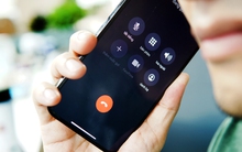 Nghe cuộc gọi lạ chưa đầy một phút, tài khoản mất trắng 1,5 tỷ đồng