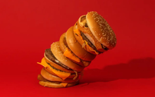 McDonald’s không còn rẻ nữa, bị khách hàng tẩy chay, gặp khủng hoảng thương hiệu khi chủ nhà hàng nhượng quyền xung đột với công ty mẹ