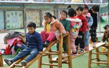 Khủng hoảng trường mầm non tại Trung Quốc: Hơn 4 vạn nhà trẻ đóng cửa, số trẻ nhập học giảm 1/4 trong 4 năm, có nơi chỉ cầm cự thêm được vài năm nữa