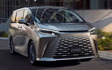 Lexus LM có bản nâng cấp mới: Cải thiện khả năng cách âm, đổi vị trí mở cửa tiện lợi hơn, điều chỉnh độ sáng đèn nội thất