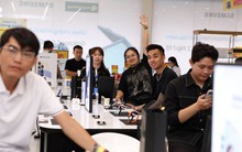 Khách hàng hào hứng nhận sớm Galaxy Z 2025 cùng loạt quà giá trị từ Thế Giới Di Động