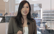 Mơ ước kiếm được triệu USD đầu tiên vào năm 30 tuổi, cô gái gốc Việt gây tiếng vang trên truyền thông Đức với “đế chế” làm nail tại trung tâm Berlin