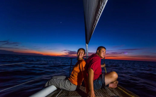 Cặp vợ chồng bán hết công ty, bất động sản để sống cuộc đời “không nhà cửa”: Sau 8 năm, ngồi không cũng bỏ túi 730 tỷ đồng