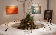 Trải nghiệm đa giác quan độc đáo tại triển lãm mùi hương và hội họa: Đưa tín đồ yêu nước hoa qua nhiều cung bậc cảm xúc