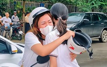 Có chuyện gì mà đêm qua, nhiều phụ huynh Hà Nội căng thẳng không ngủ được, sáng đi làm vẫn không dám rời điện thoại?