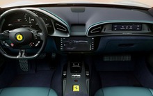 Các hãng đua nhau bỏ hết nút bấm vật lý thì Ferrari làm ngược lại trên siêu xe vừa ra mắt