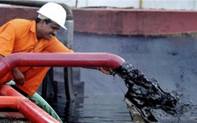 Rũ bỏ lời hứa hẹn giải cứu dầu Nga, quốc gia chủ chốt của BRICS bất ngờ ngừng nhập khẩu, gần 2 triệu thùng dầu/ngày không biết đi đâu về đâu