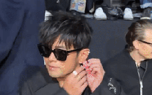 Nam ca sĩ hạng A cả đời có 1: Kiếm 500 tỷ trong 5 phút, nổi tiếng đến mức có ngày riêng mang tên mình