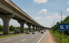 Đại diện một liên doanh đề xuất 2 phương án làm tuyến đường trên cao chạy dọc quốc lộ 51