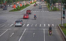 Loạt xe máy không đội mũ bảo hiểm, vượt đèn đỏ có biển số sau nhanh chóng nộp phạt nguội theo Nghị định 168