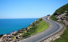 Thủ tướng chỉ đạo đẩy nhanh tiến độ xây dựng hệ thống đường bộ ven biển