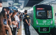 Hà Nội Metro xin lỗi vì nhân viên thông báo cấm hành khách mang xe điện lên tàu